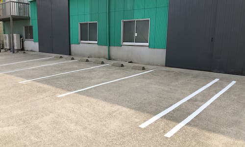 屋外駐車場